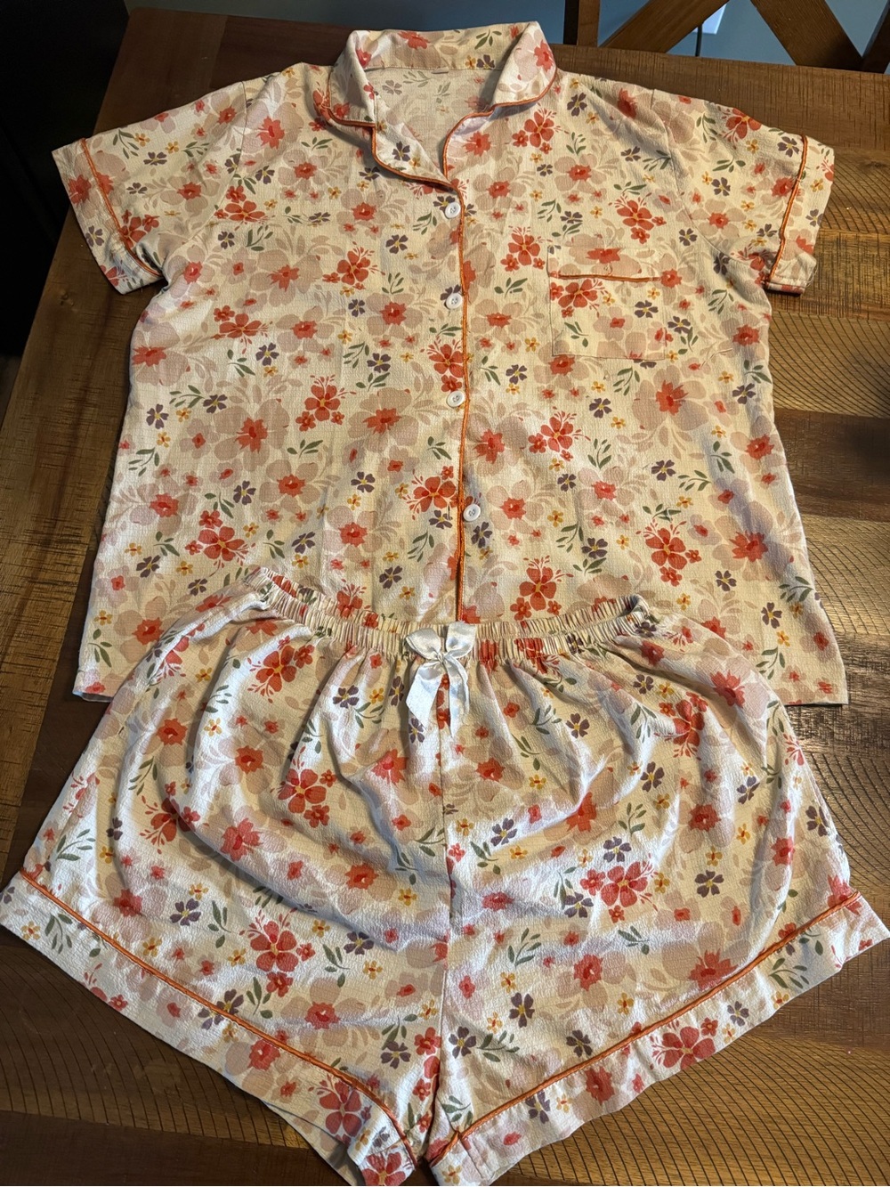 SHEIN Cream and Coral Floral Short Pajama Set for Kids